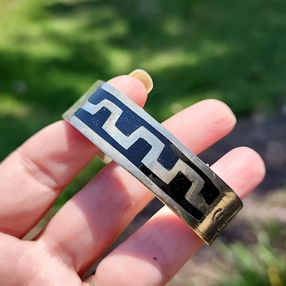 Vintage old sterling silver Native American Mexican? cuff bracelet ename… - Picture 8 of 8